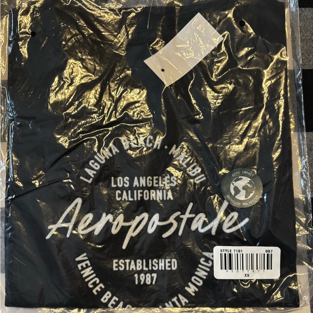 Aeropostale Black and White Graphic Tee
